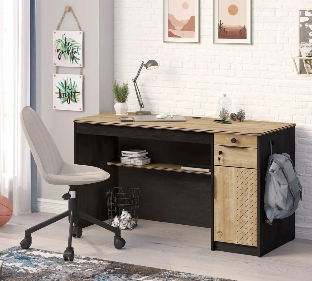 Birou pentru camera copii si adolescenti 138x58x76 cm Colectia Black