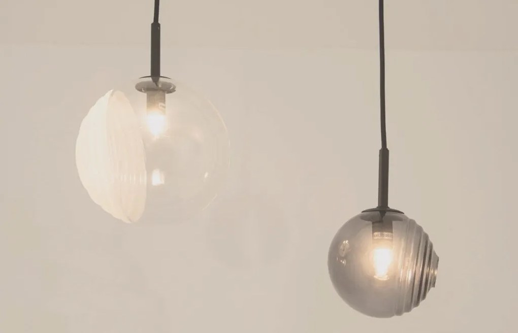 Pendul design decorativ Iris D-12,5cm fumuriu