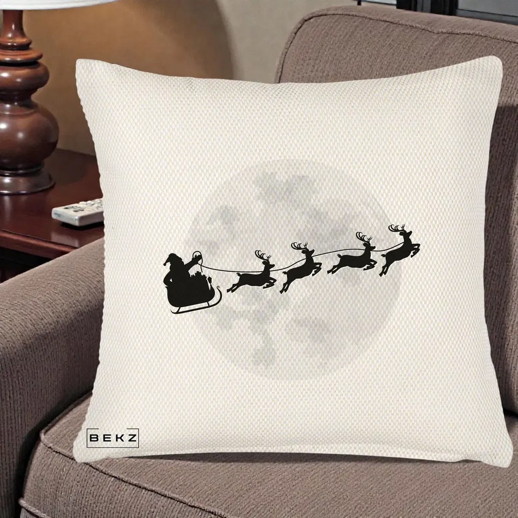 Perna Decorativa Mos Craciun Sanie Luna, 40x40 cm, Crem Reliefat, Husa Detasabila, Perna Inclusa, BEKZ®