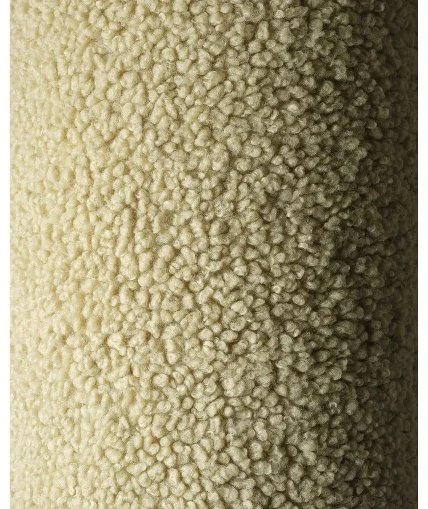 Pernă decorativă pentru copii verde din țesătură bouclé Teddy Pouch – Wigiwama