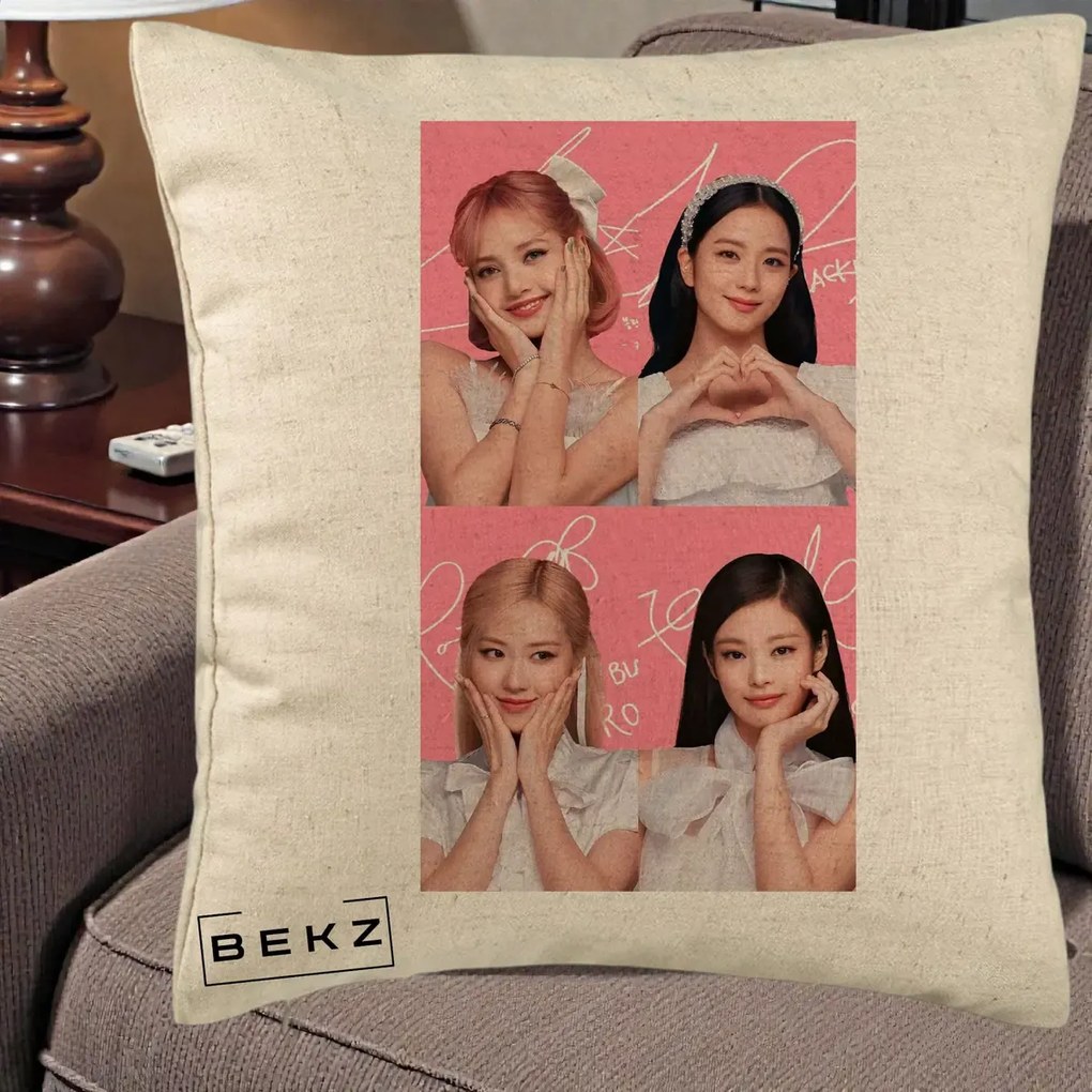 Perna Personalizata K-pop BLACKPINK Colaj Roz, 40x40 cm, Bej, Husa Detasabila, Perna Inclusa, BEKZ®