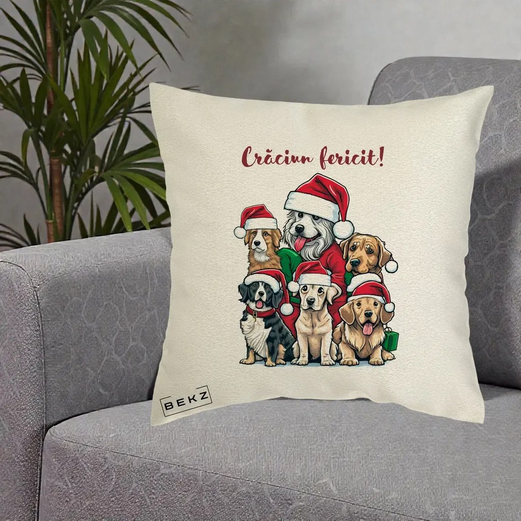 Perna Decorativa Caini cu Bonete Craciun Fericit, 40x40 cm, Ecru, Husa Detasabila, Perna Inclusa, BEKZ®