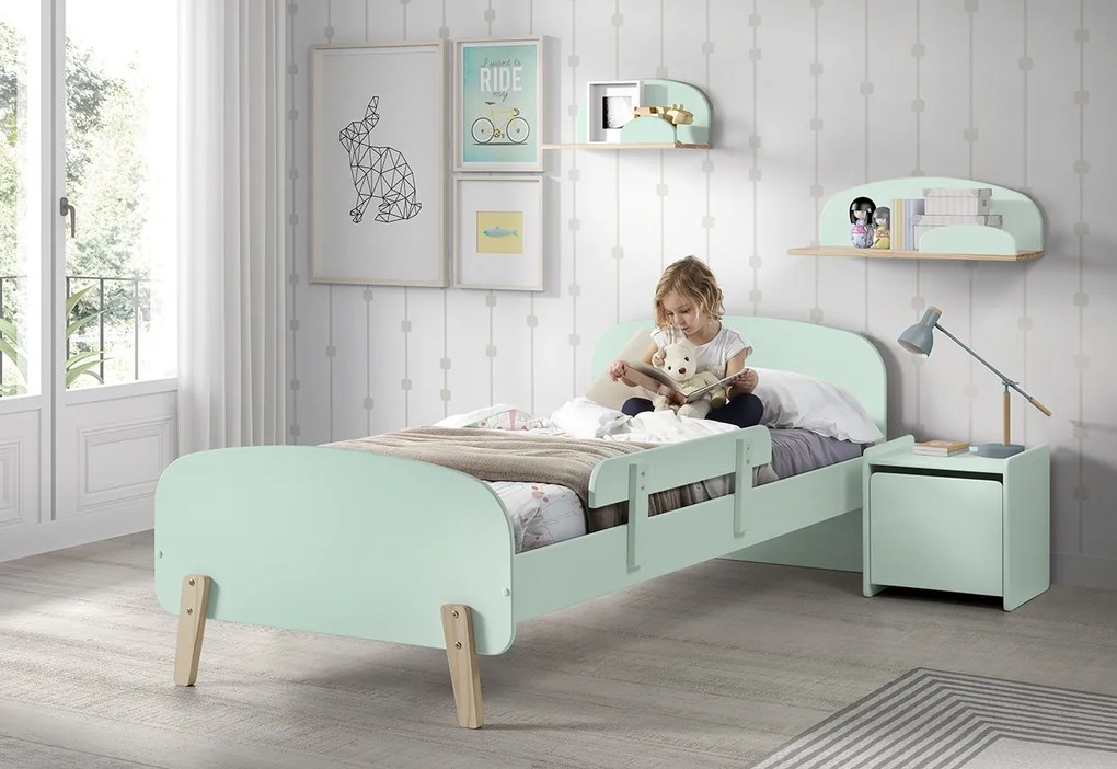 Set KIDDY în verde mentă format dintr-un Pat copii (90x200), noptieră, 2 rafturi de perete (45 și 65 cm) și o bară de siguranță.