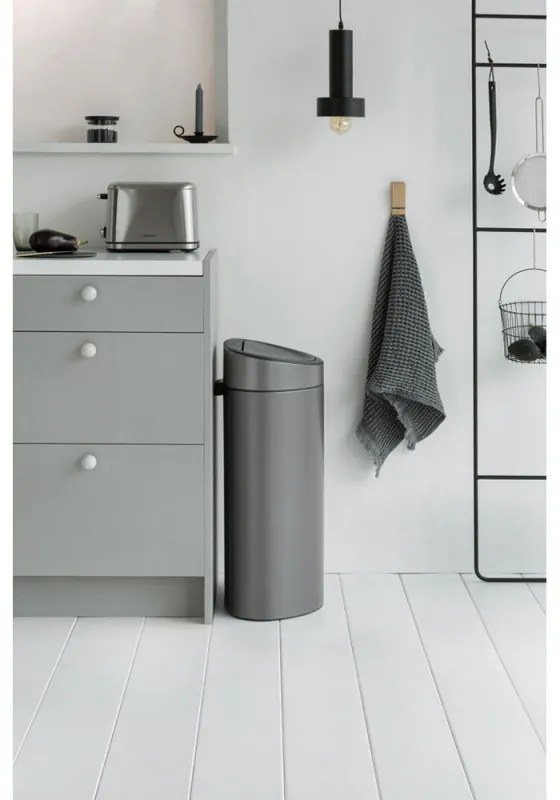 Cos de gunoi Brabantia Touch Bin New 649732, 40 L, Inchidere silentioasa si lina, Spate plat, Gri