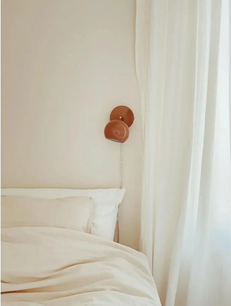 Aplică de perete maro cu alimentare la priză Pop – Markslöjd