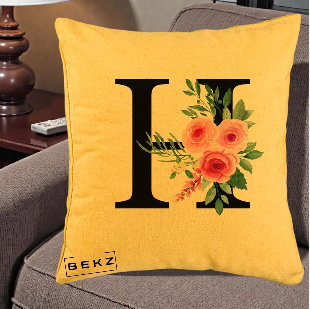 Cadou Personalizat - Perna Personalizata Monograma Florala Litera H cu Trandafiri Roz, 40x40 cm, Galben, Husa Detasabila, Perna Inclusa, BEKZ®