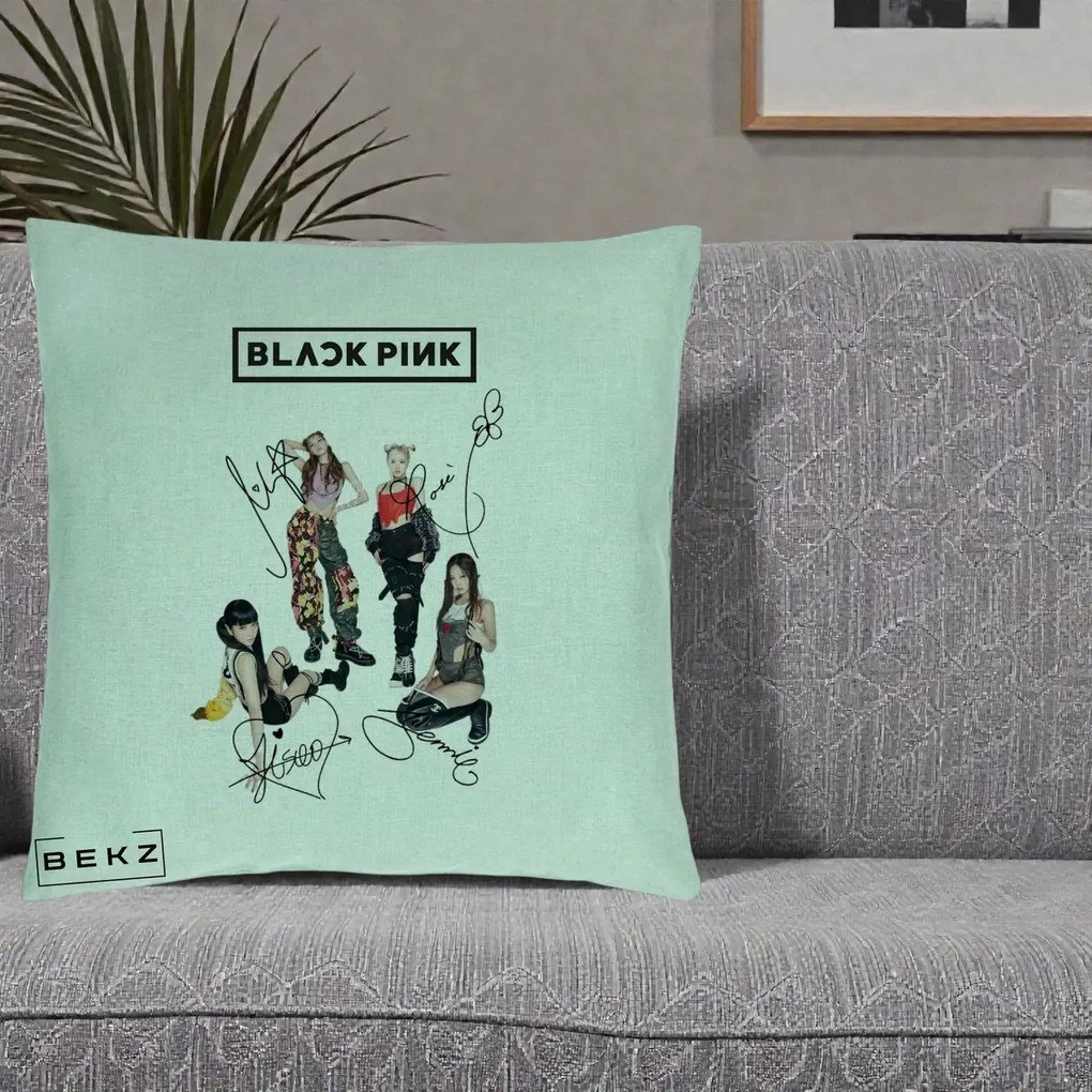 Perna Personalizata K-pop BLACKPINK Fotografie Grup Autografe Toate Membre, 40x40 cm, Verde Menta, Husa Detasabila, Perna Inclusa, BEKZ®