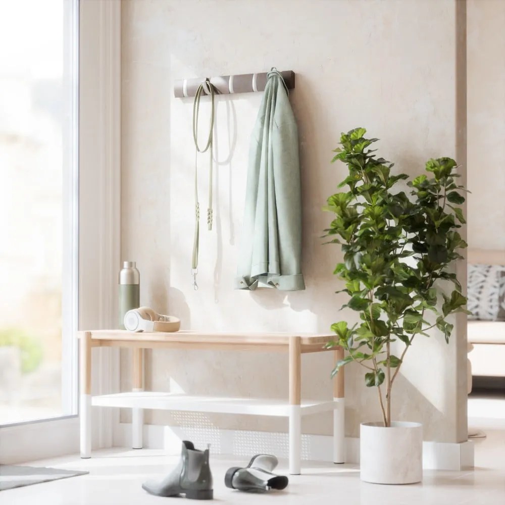 Cuier de perete gri din lemn masiv de plop Flip – Umbra