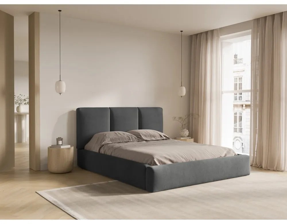 Pat matrimonial gri tapițat cu spațiu de depozitare și somieră 160x200 cm Brody – Mazzini Beds