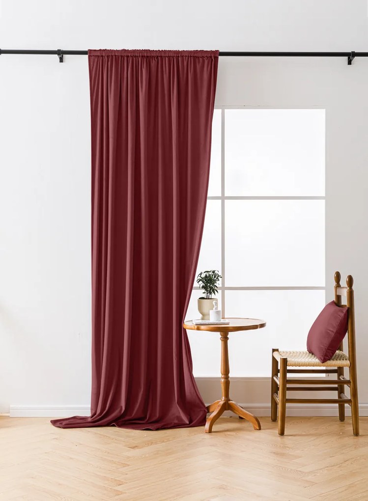Draperie opaca visiniu VELVET 135x250 cm Sistem de agatare: Rejansa
