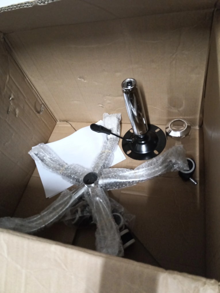 PROMOTIE Scaun de birou roz pudra AVOLA VELVET II. calitate