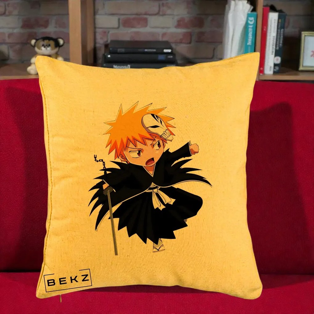 Perna Personalizata Bleach Ichigo Chibi cu Masca, 40x40 cm, Galben, Husa Detasabila, Perna Inclusa, BEKZ®