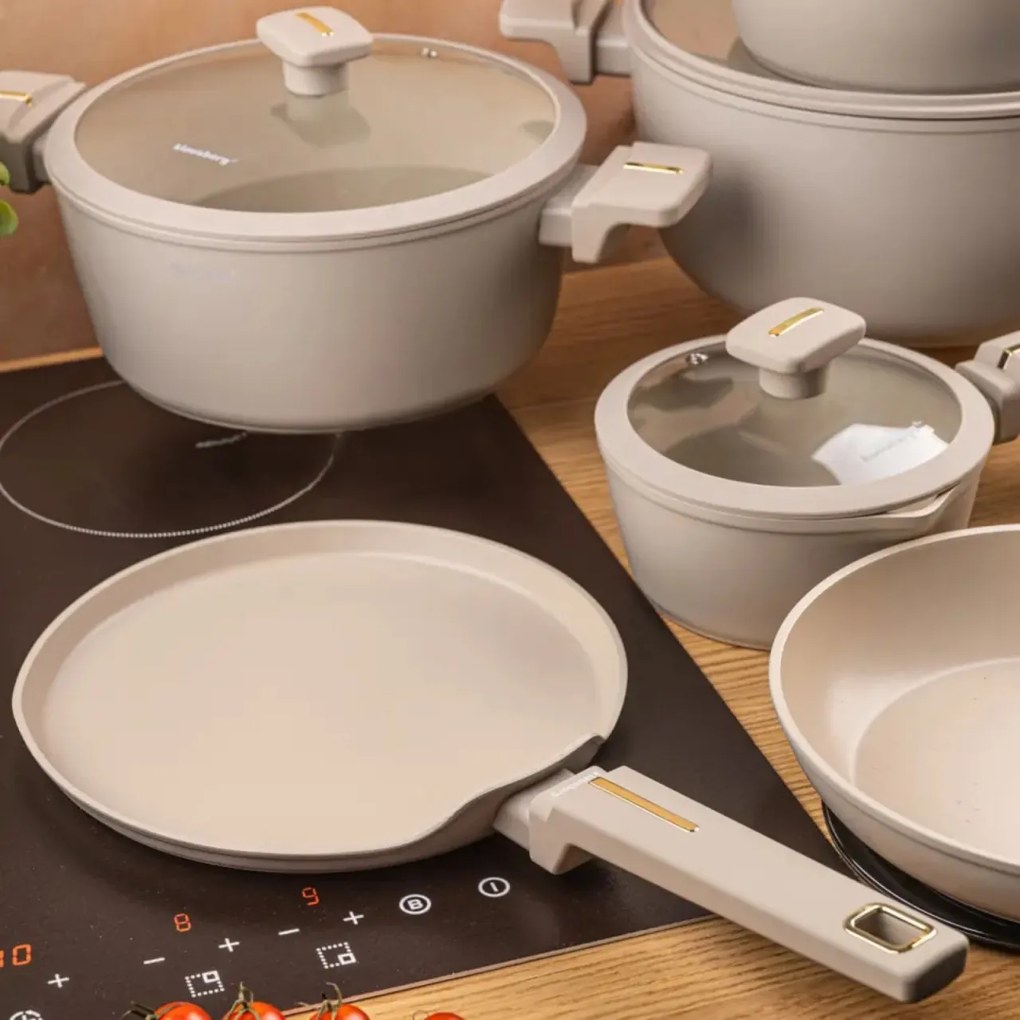 Set oale marmorate cu tigaie clatite 12 peise Klausberg KB-7967, crem