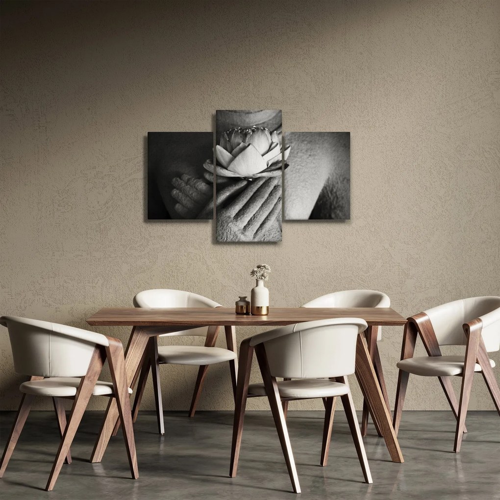 Tablou - Lotus în mâinile lui Buddha (90x60 cm)