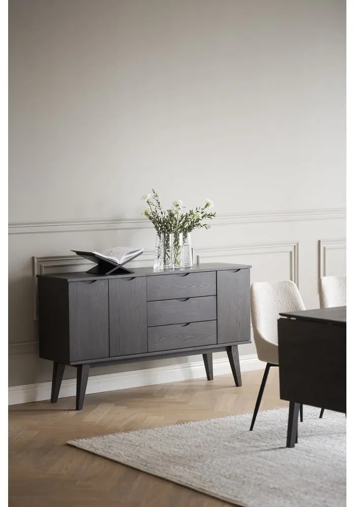 Comodă maro joasă cu aspect de lemn de stejar 150x85 cm Filippa – Rowico