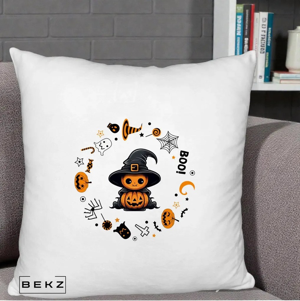 Perna Decorativa Halloween Dovleac Vrajitor Boo cu Simboluri, 40x40 cm, Alb Pufos, Husa Detasabila, Perna Inclusa, BEKZ®