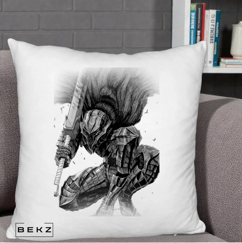 Perna Personalizata Berserk Guts Armor of Darkness Manga, 40x40 cm, Alb Pufos, Husa Detasabila, Perna Inclusa, BEKZ®
