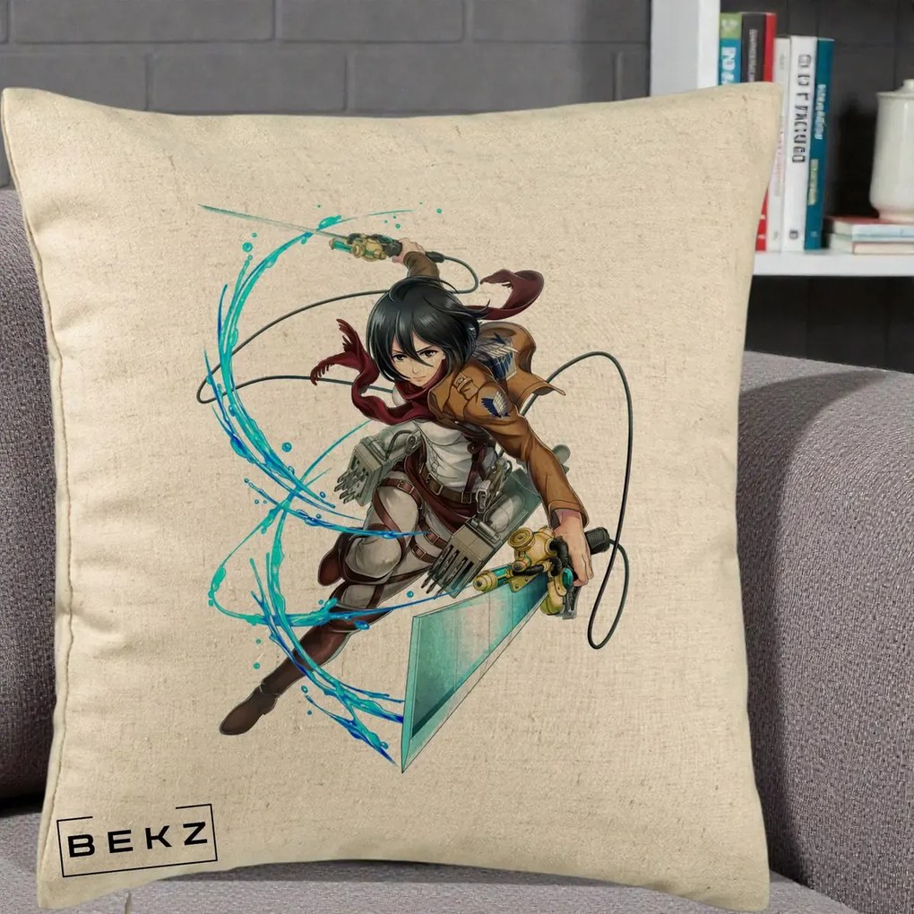 Perna Personalizata Attack on Titan Mikasa Ackerman Lupta, 40x40 cm, Bej, Husa Detasabila, Perna Inclusa, BEKZ®