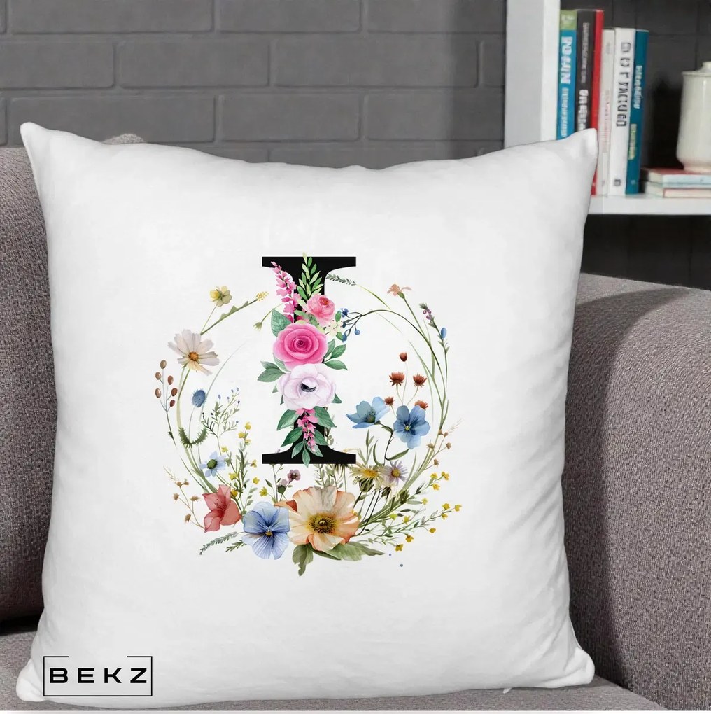 Cadou Personalizat - Perna Personalizata Monogram Litera I cu Flori Acuarela, 40x40 cm, Alb Pufos, Husa Detasabila, Perna Inclusa, BEKZ®