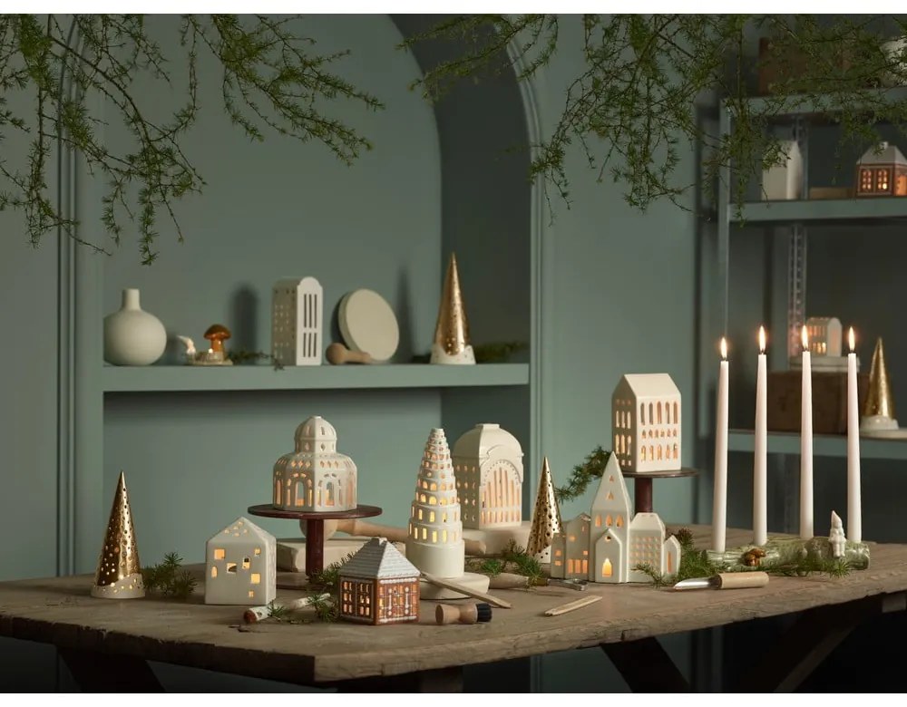 Sfeșnic pentru lumânări pastilă din ceramică Gingerbread Lighthouse – Kähler Design