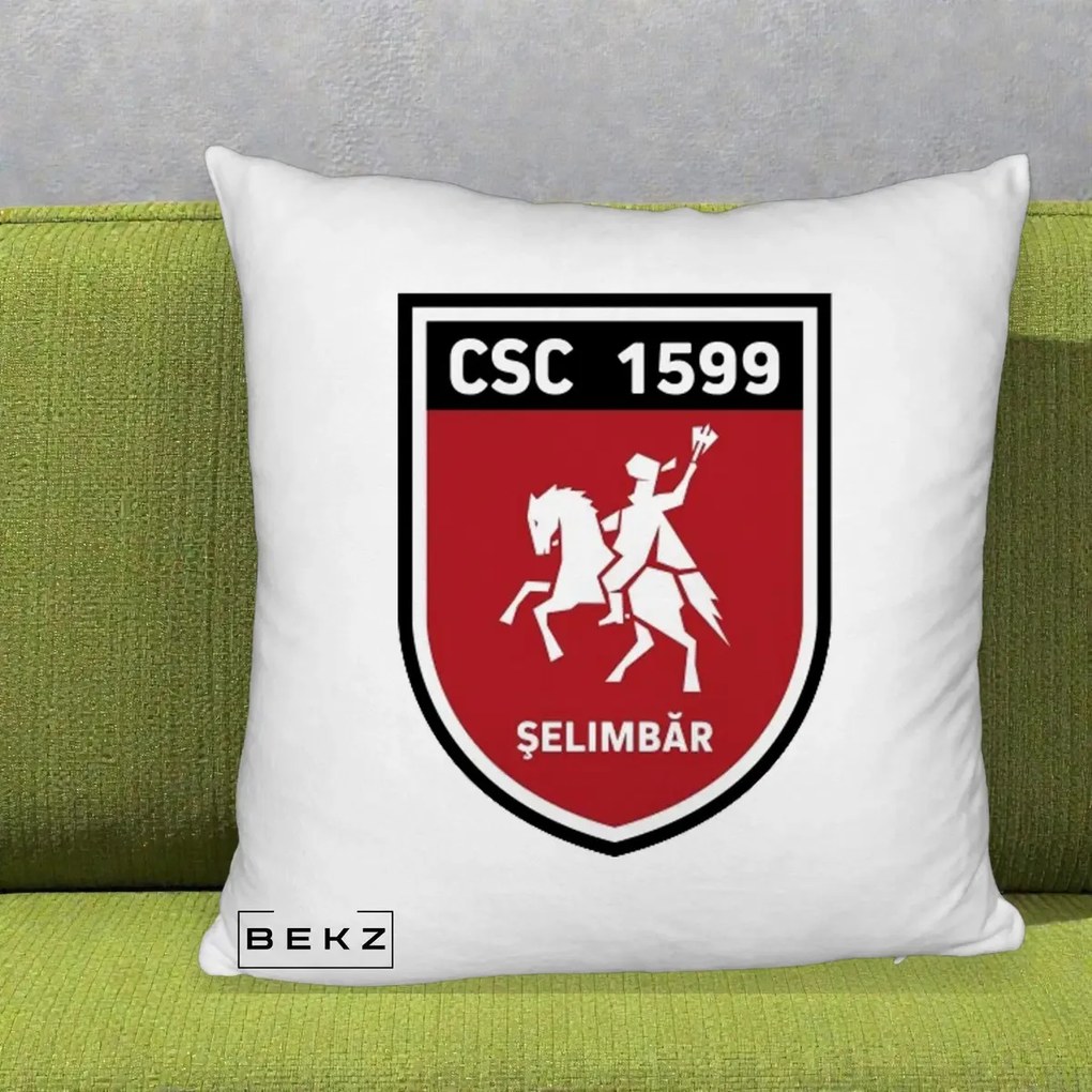 Perna Personalizata CSC 1599 Selimbar Fotbal, 40x40 cm, Alb Pufos, Husa Detasabila, Perna Inclusa, BEKZ®