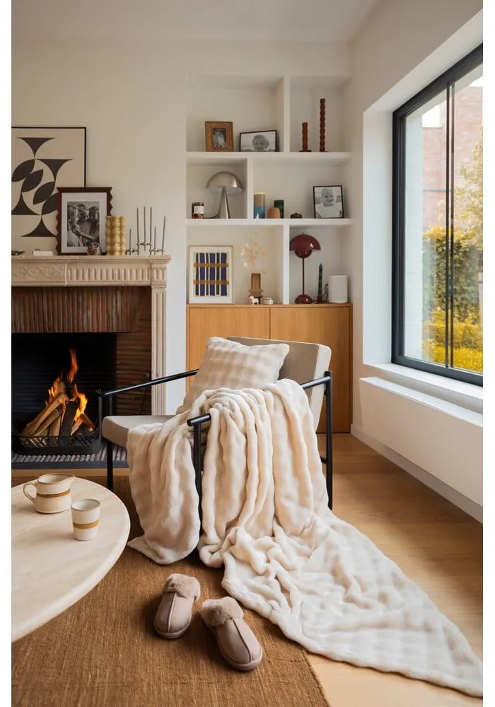 Pătură fildeș din micropluș/cocolino 150x200 cm Wave – Tiseco Home Studio