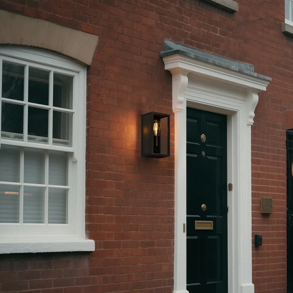 Lampă de perete exterioară neagră cu sticlă fumurie 26 cm IP44 - Charlois