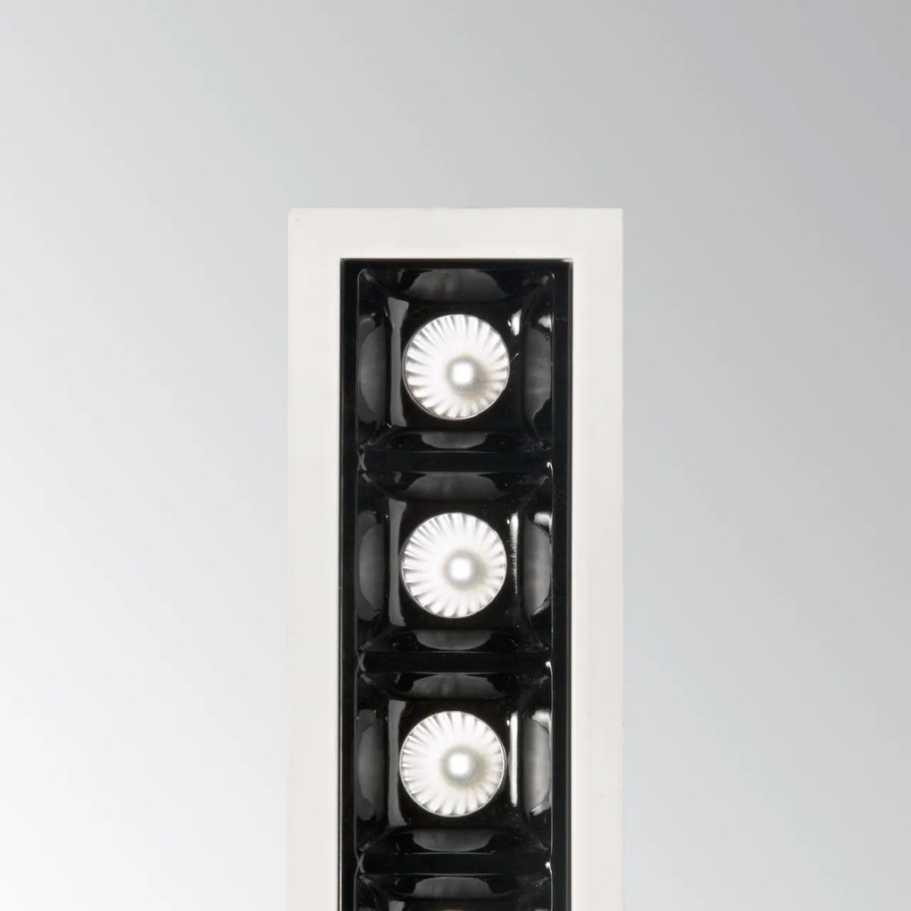 Corp incastrabil cu 5 spoturi LED LIKA FI TRIM 12W 3000K