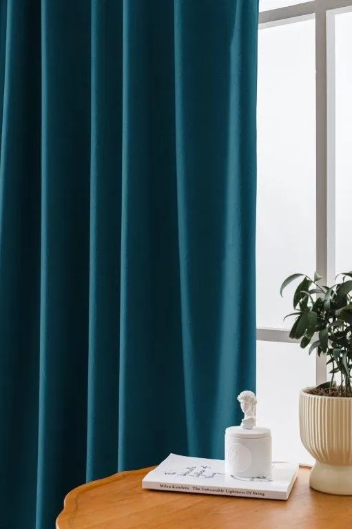 Draperie opaca turcoaz VELVET 135x250 cm Agățat: Rejansa