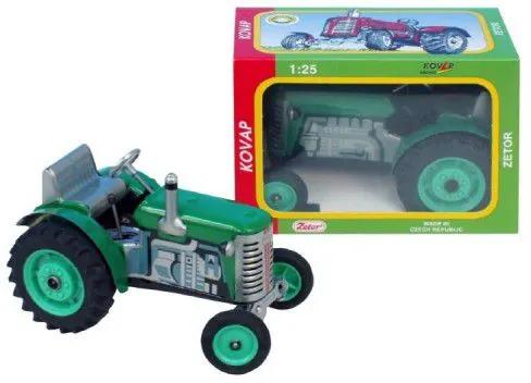 Tractor verde Zetor pe o cheie metalica 14cm 1:25