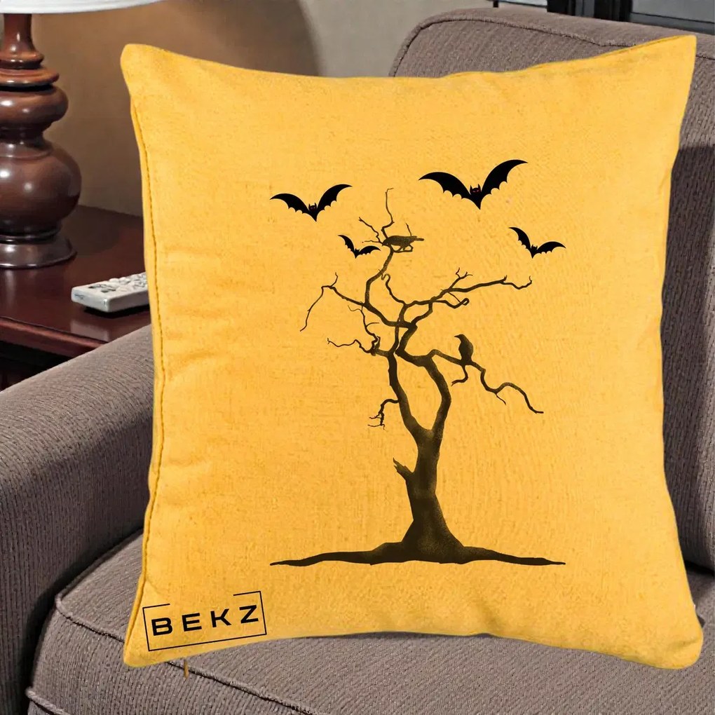 Perna Decorativa Halloween Copac cu Lilieci Alb-Negru, 40x40 cm, Galben, Husa Detasabila, Perna Inclusa, BEKZ®