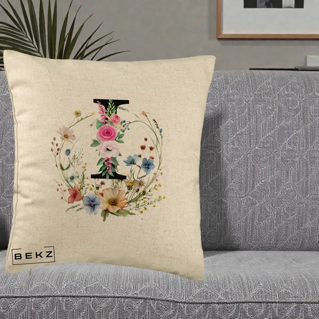 Cadou Personalizat - Perna Personalizata Monogram Litera I cu Flori Acuarela, 40x40 cm, Bej, Husa Detasabila, Perna Inclusa, BEKZ®