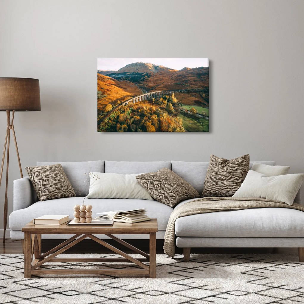 Tablou cu pod în valea din Scoția (90x60 cm)