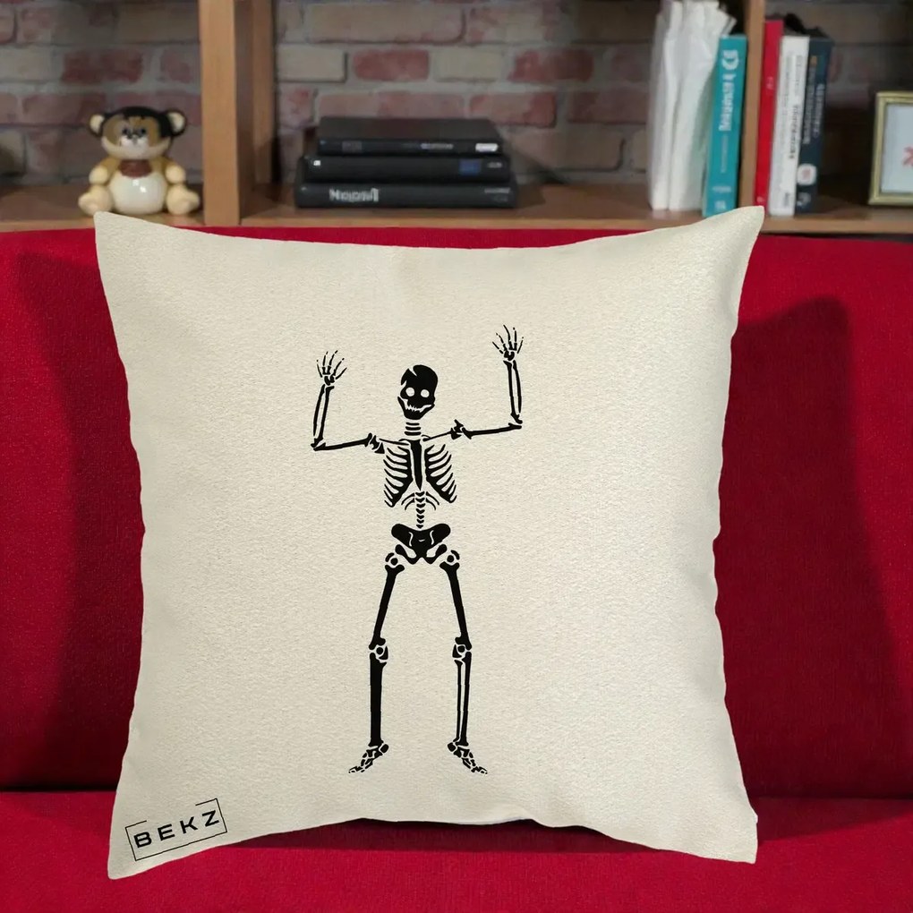 Perna Decorativa Halloween Schelet Dansator, 40x40 cm, Ecru, Husa Detasabila, Perna Inclusa, BEKZ®