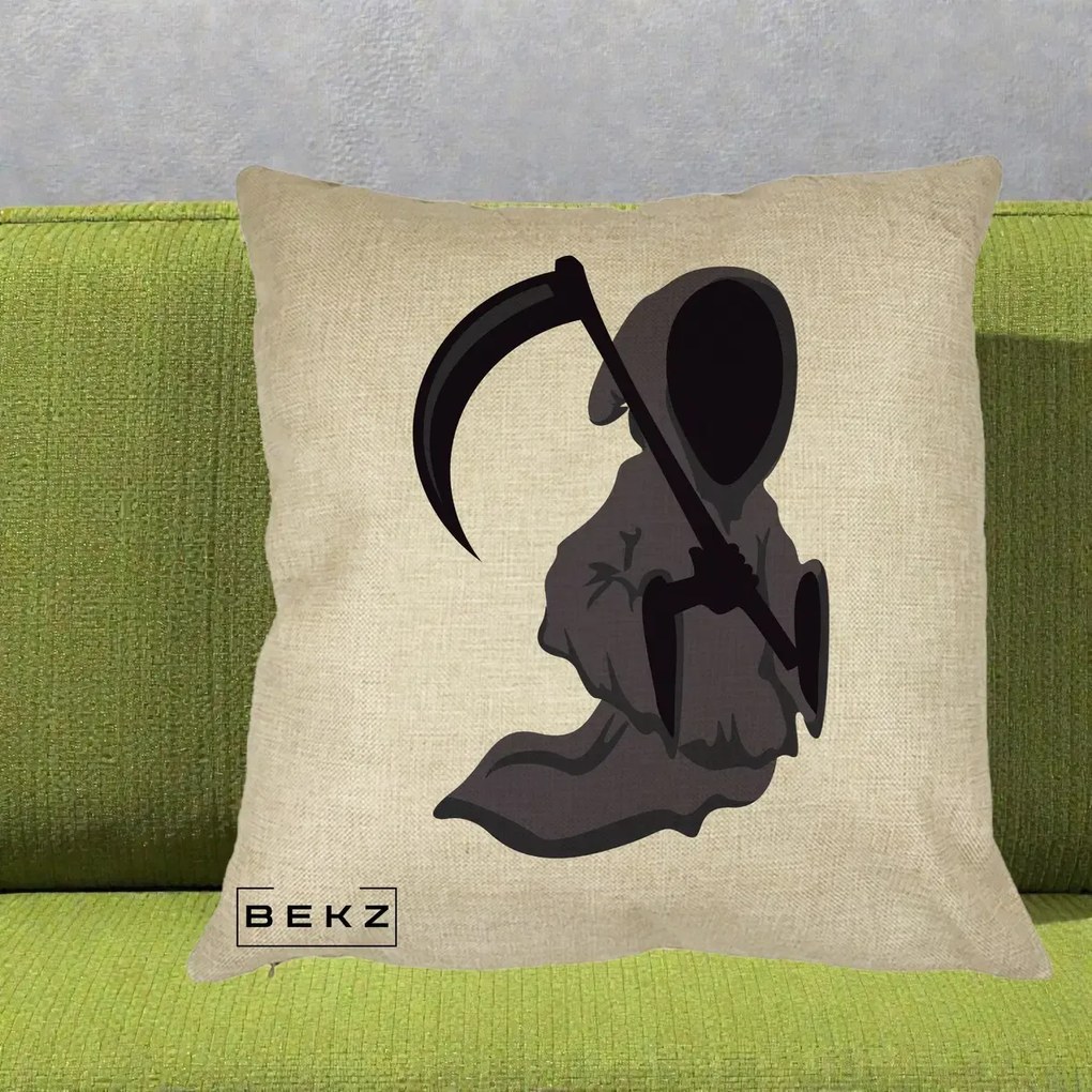 Perna Decorativa Moartea cu Coasa Grim Reaper Halloween, 40x40 cm, Crem, Husa Detasabila, Perna Inclusa, BEKZ®