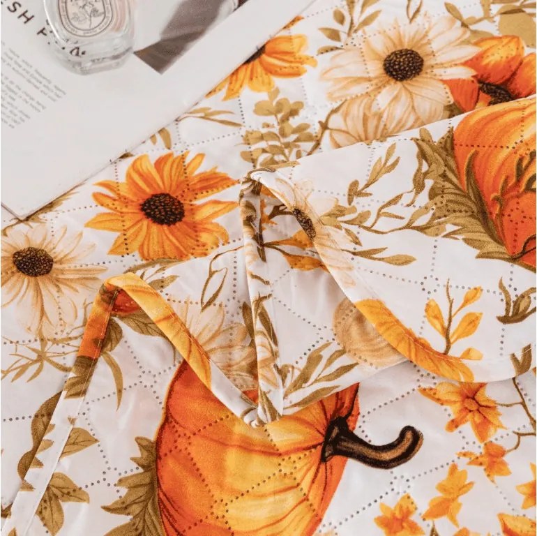 Cuvertura de pat FLOWERS AND PUMPKINS, portocaliu Dimensiune: 170 x 210 cm