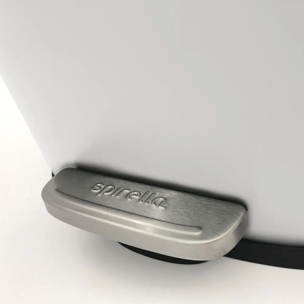 Coș de gunoi alb mat cu pedală din oțel 50 l Akira – Spirella