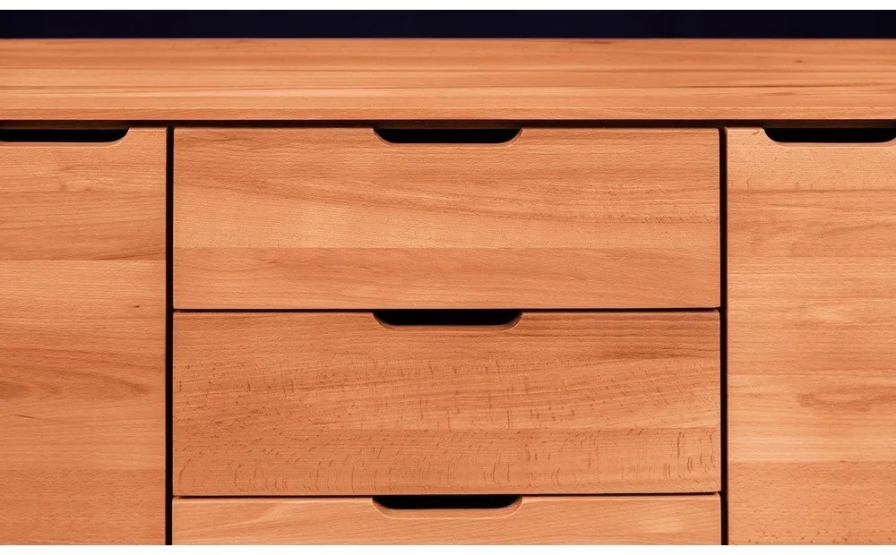 Comodă joasă din lemn de fag 134x63 cm Greg - The Beds