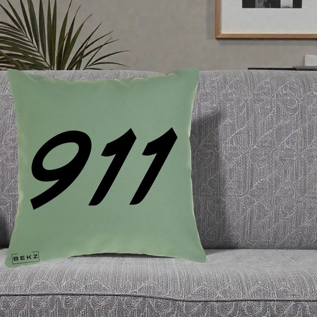 Perna Personalizata 911 Bold, 40x40 cm, Verde, Husa Detasabila, Perna Inclusa, BEKZ®