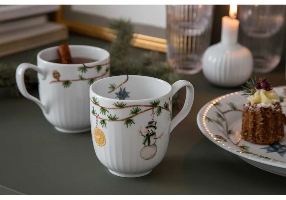 Set 2 căni de Crăciun din porțelan Kähler Design, 330 ml
