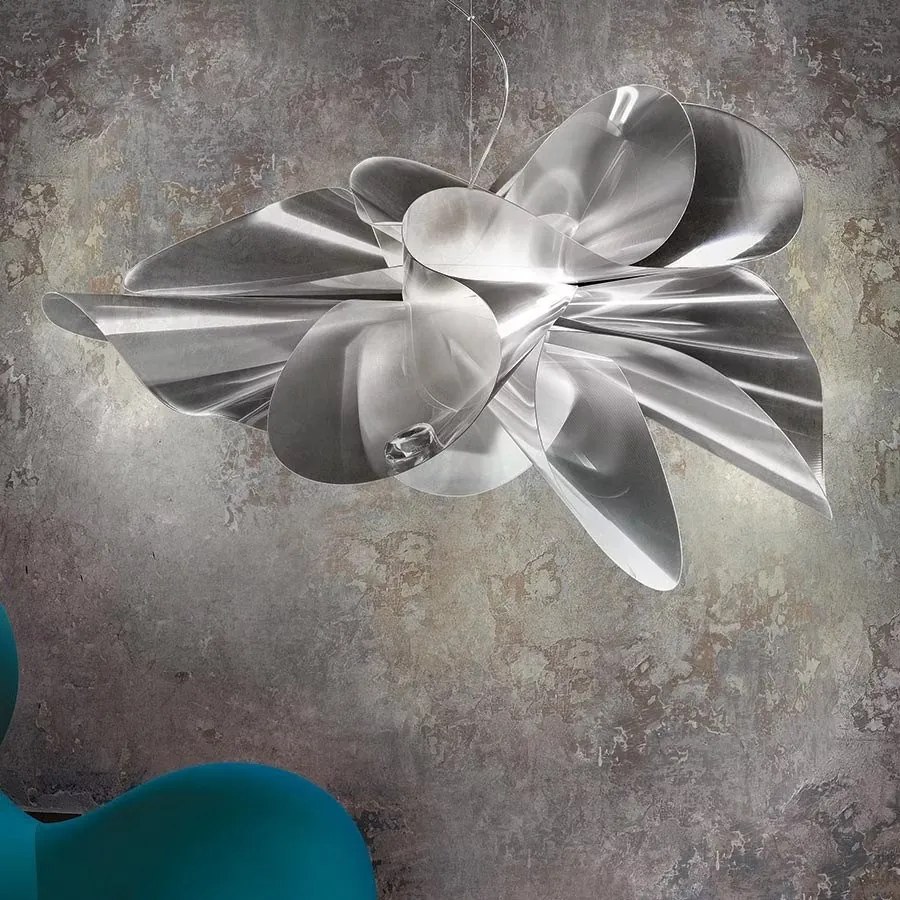 Lustra LED realizata manual Etoile Large Prisma