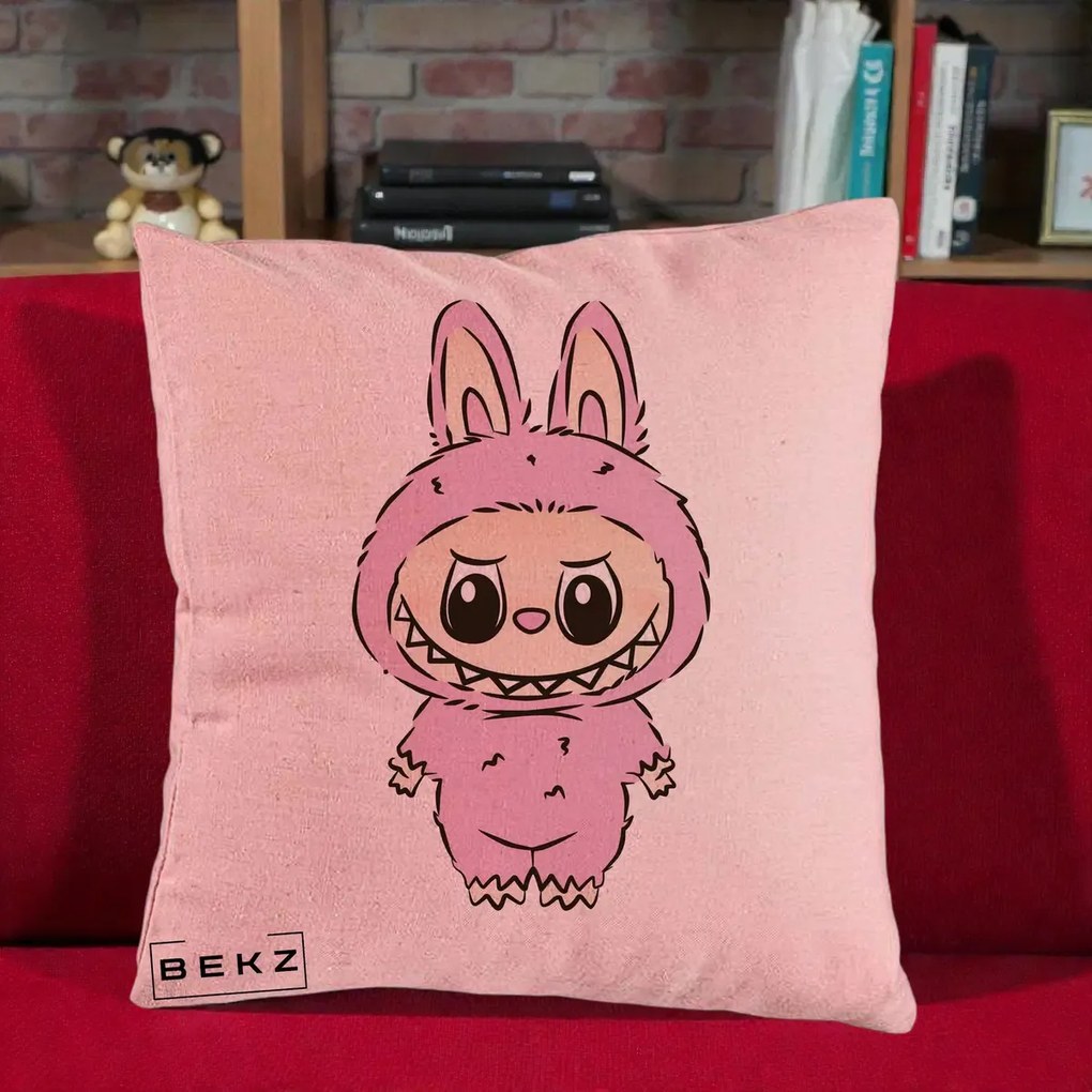 Perna Personalizata Labubu Mov Pastel, 40x40 cm, Roz, Husa Detasabila, Perna Inclusa, BEKZ®