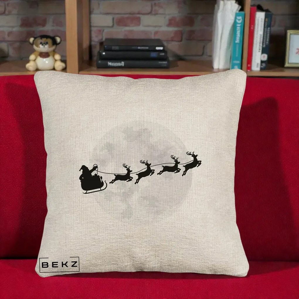 Perna Decorativa Mos Craciun Sanie Luna, 40x40 cm, Bej Canapea, Husa Detasabila, Perna Inclusa, BEKZ®