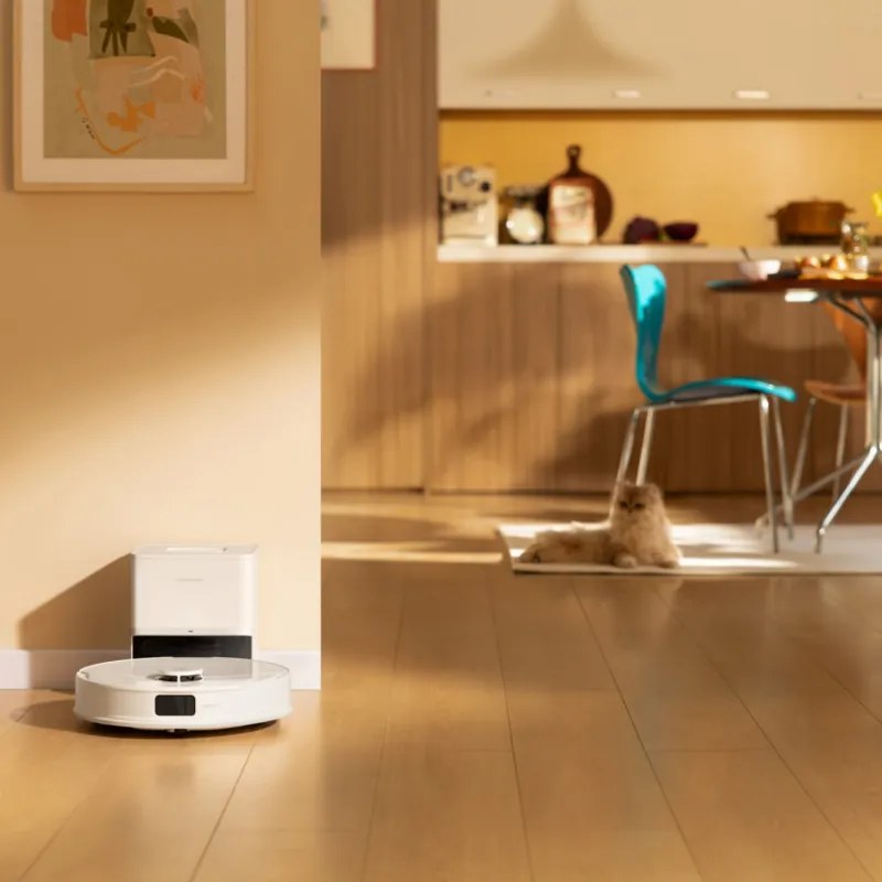 Aspirator robot Roborock Q10 PF+, 10.000 Pa, 150 min, 0,35 L, Wi-Fi, Uscat/umed, Ridicare automata a mopului, LiDAR 360°, Cartografiere 3D, Control vocal, Alb