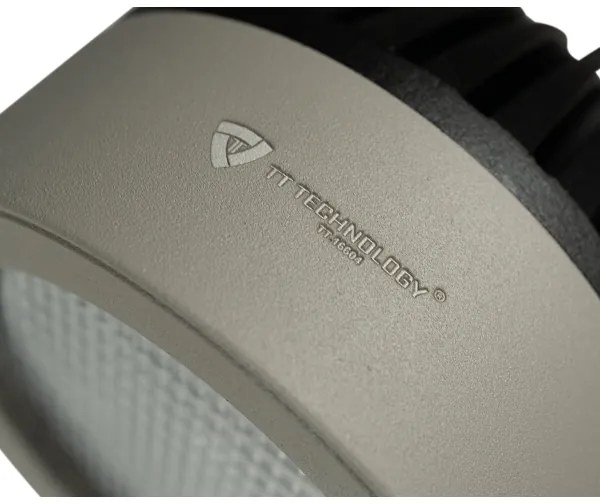 Proiector LED pentru tractor JOHN DEER LED/60W/10-30V IP69 5700K gri