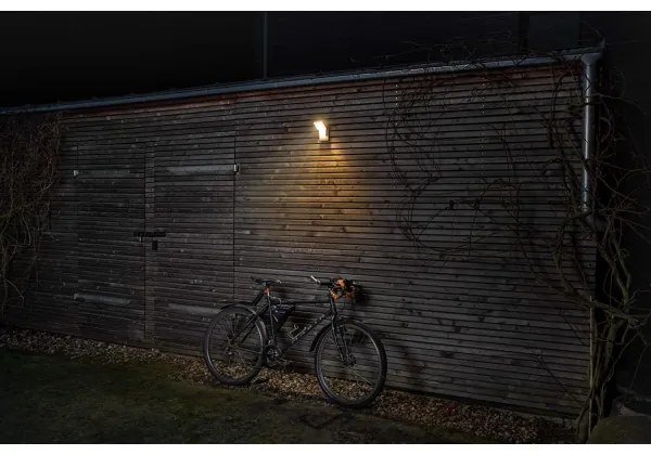 Aplică LED de exterior cu senzor SPOT LED/8W/230V IP55 albă Ledvance