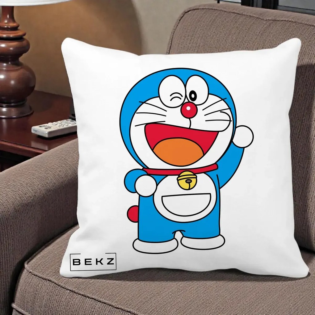 Perna Personalizata Doraemon Salutand, 40x40 cm, Alba Mata, Husa Detasabila, Perna Inclusa, BEKZ®