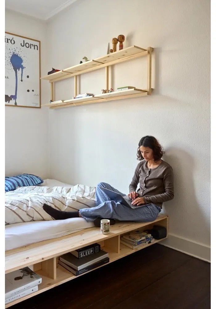 Pat matrimonial în culoare naturală din lemn de pin cu somieră 140x200 cm Merge – Karup Design