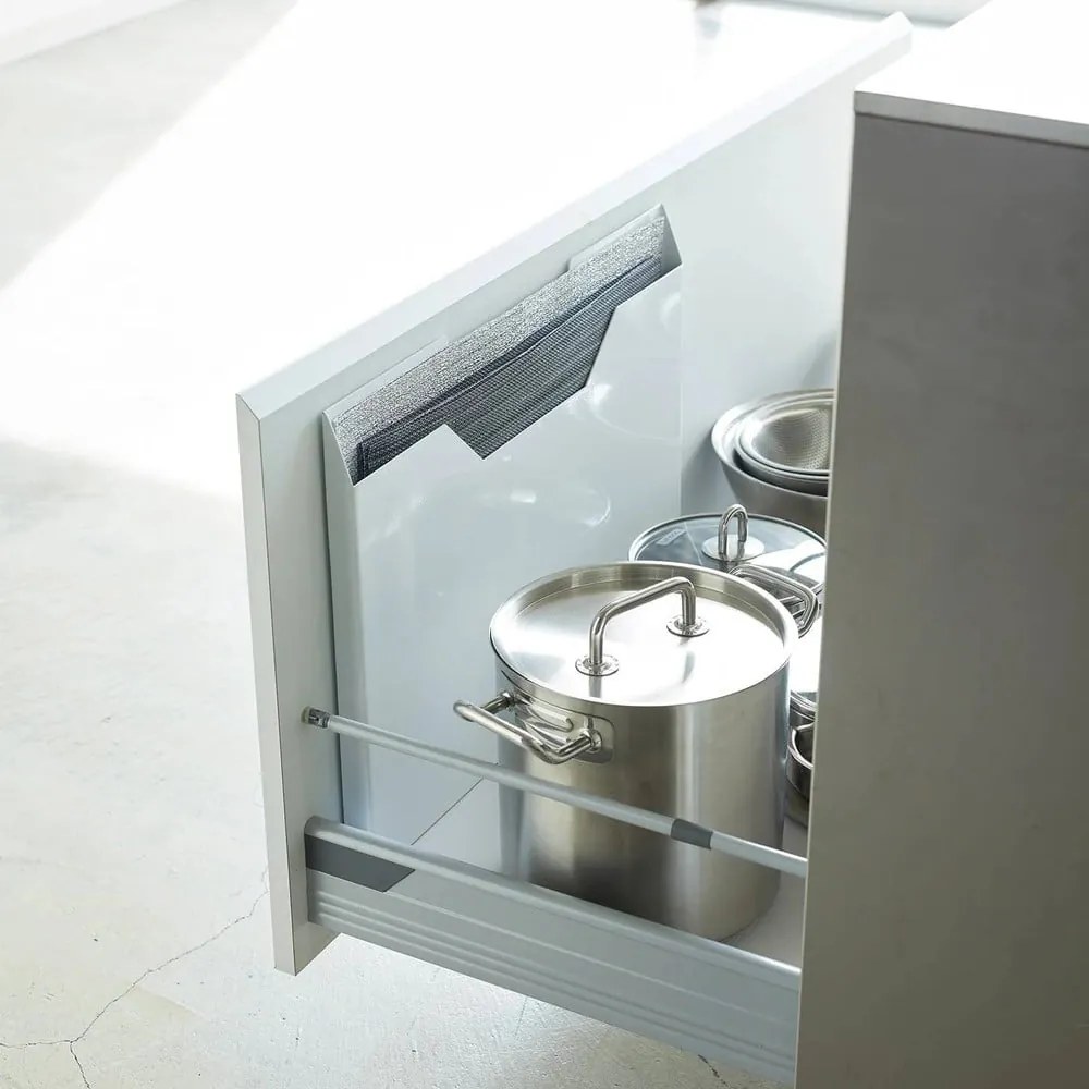 Organizator pentru suporturi de farfurii autoadeziv din metal Tower – YAMAZAKI