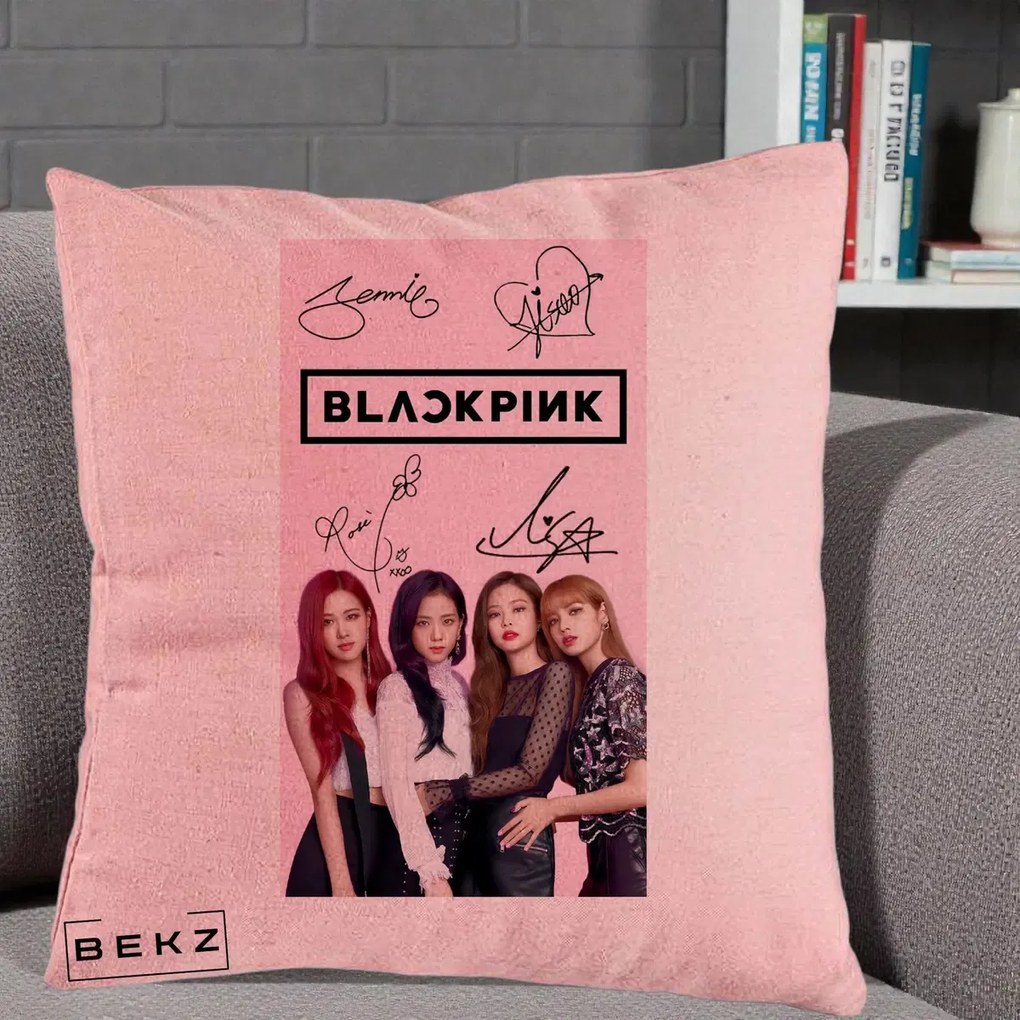 Perna Personalizata K-pop BLACKPINK Semnaturi si Foto, 40x40 cm, Roz, Husa Detasabila, Perna Inclusa, BEKZ®